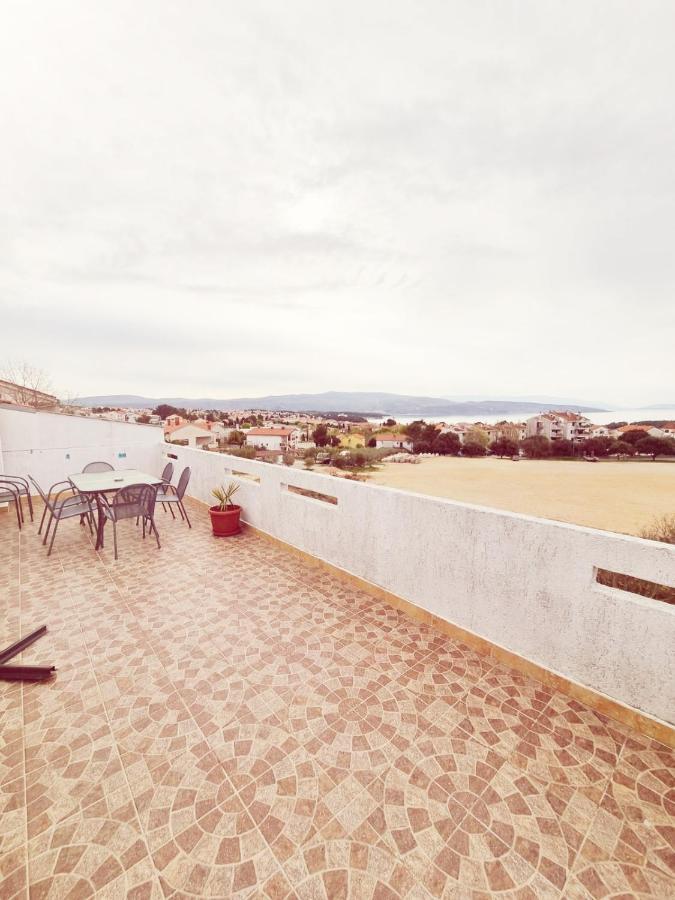 Apartments Nada Krk Town Exterior photo